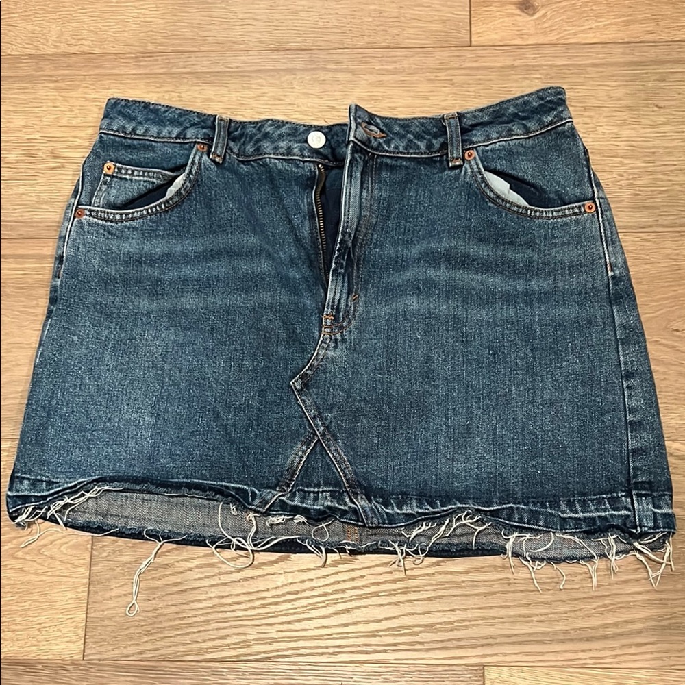 Denim Frayed Hem Skirt